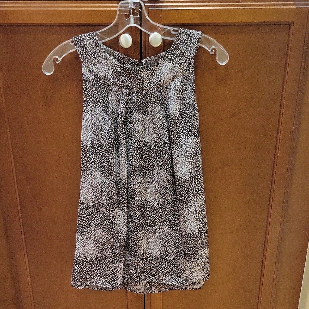 Banana Republic Black and White Blouse